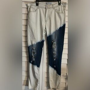 Blue Topic Distressed Woman Jeans Size 13/14 Stretch Soft Fall Clothes Chic‎